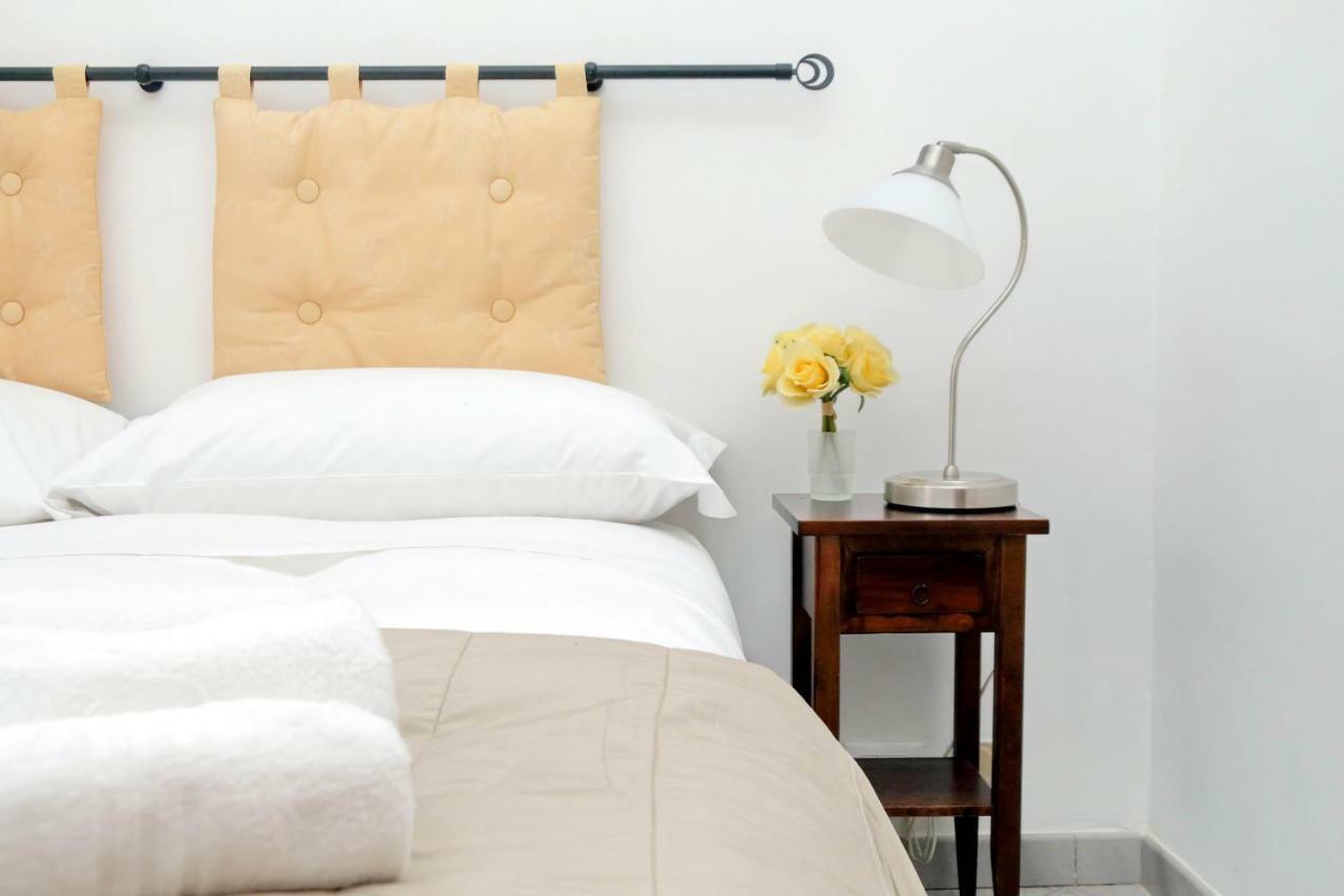 Lungaretta4 Apartment โรม ภายนอก รูปภาพ