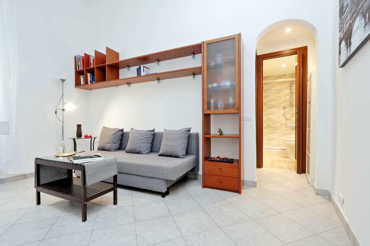 Lungaretta4 Apartment โรม ภายนอก รูปภาพ